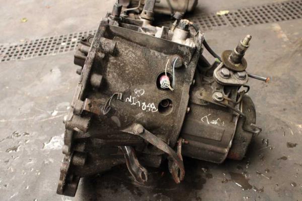 BOITE DE VITESSE MANUEL CITROEN BERLINGO / PEUGEOT PARTNER 1.9D - Vue 2